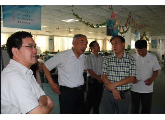 邢臺(tái)市第三屆工商界領(lǐng)袖清華高級研修班同學(xué)代表 來我公司參觀交流